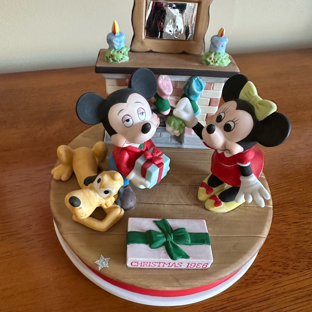 Mickey and Minnie Christmas Figurine